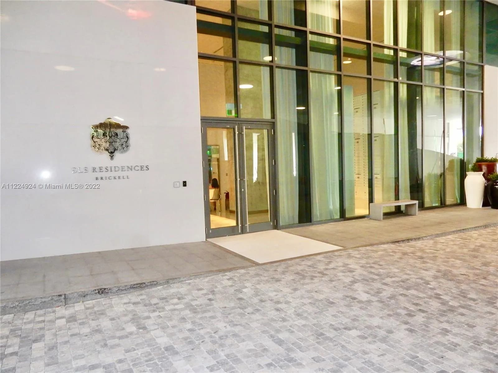 1 bedroom 2 bath for sale at 1300 S Miami Ave # 2903, Miami FL 33130