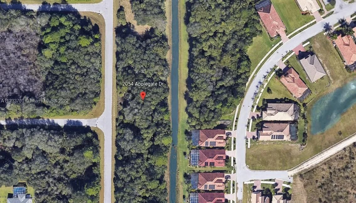 2054 Applegate Ave, Port Charlotte FL 33953