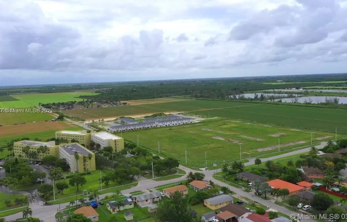 440 NW 12th Pl, Florida City FL 33034