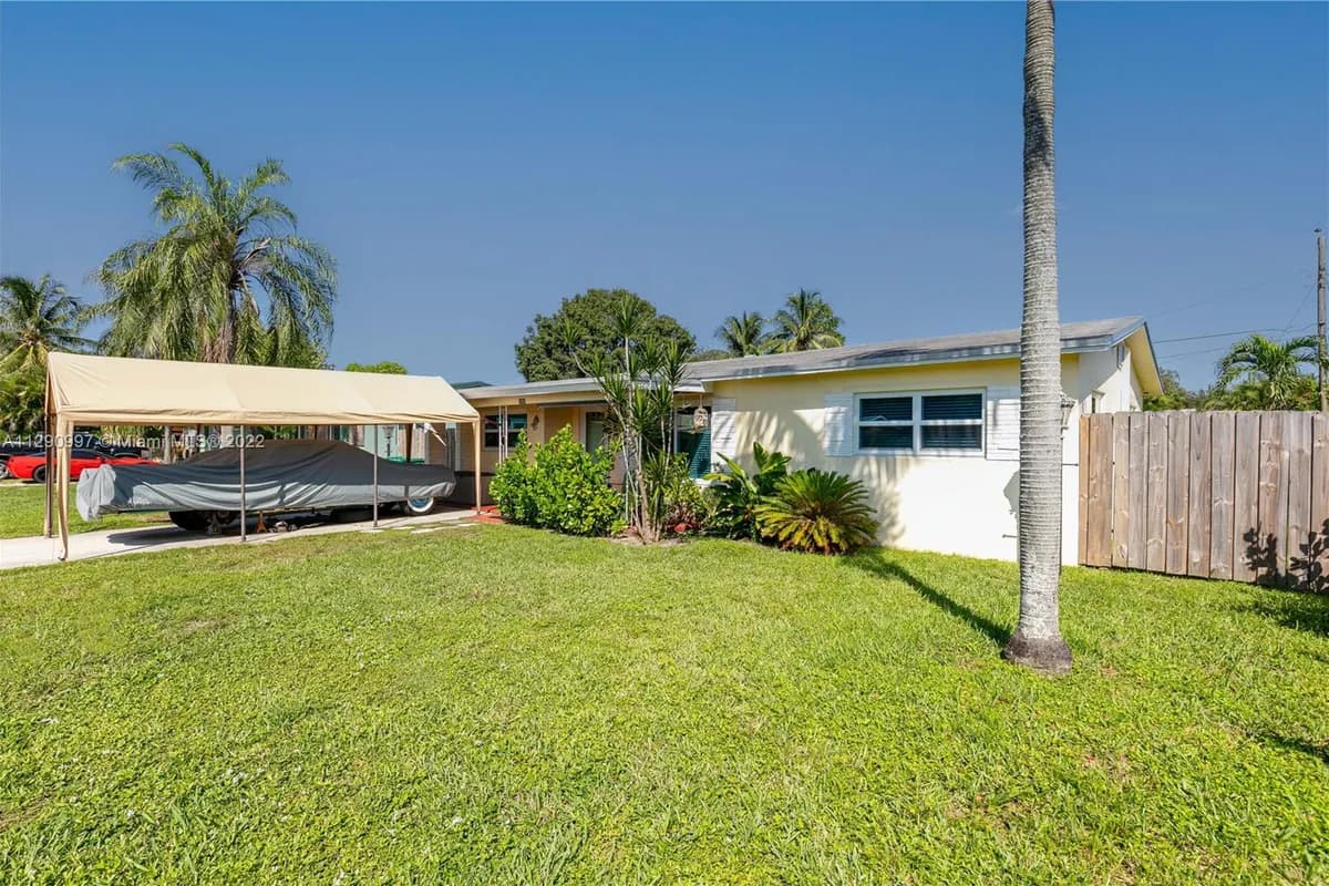 2757 SW 47th St, Dania Beach FL 33312