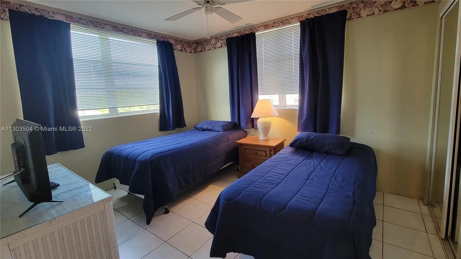 3001 NW 46th Ave # 310, Lauderdale Lakes FL 33313