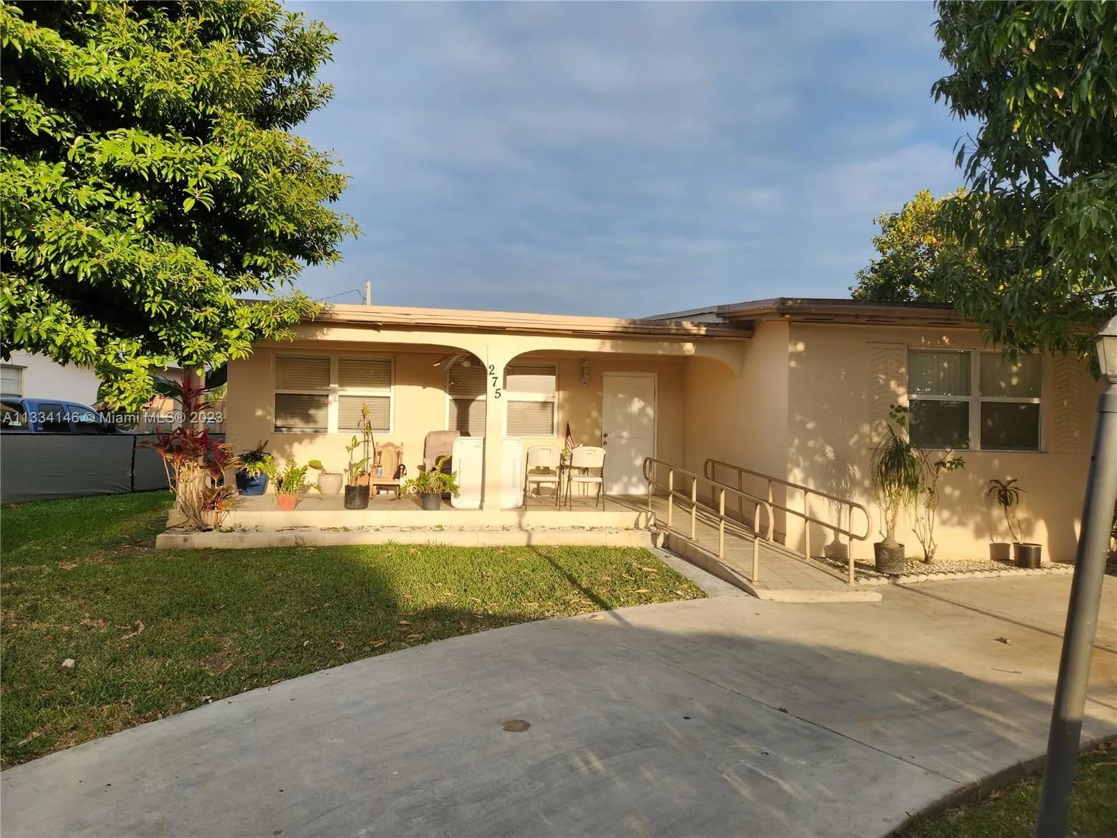 114th Ave, Sweetwater FL 33174