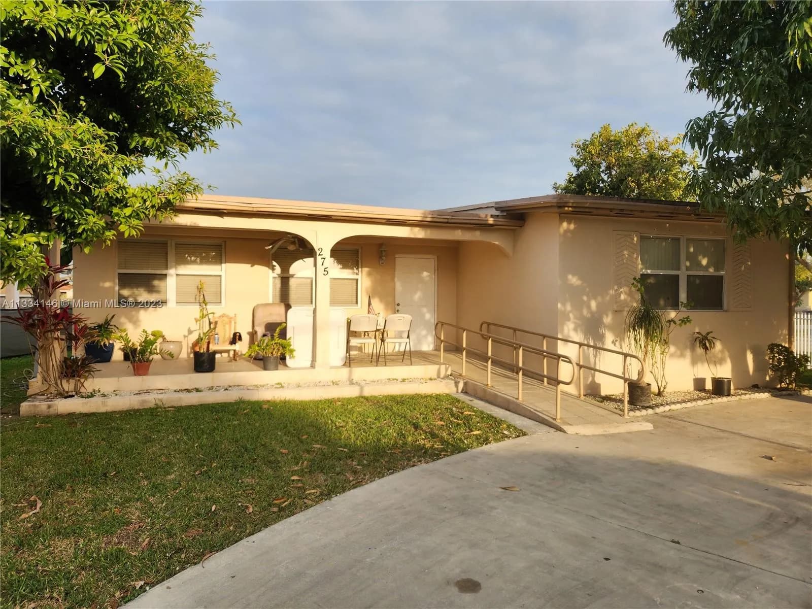 114th Ave, Sweetwater FL 33174