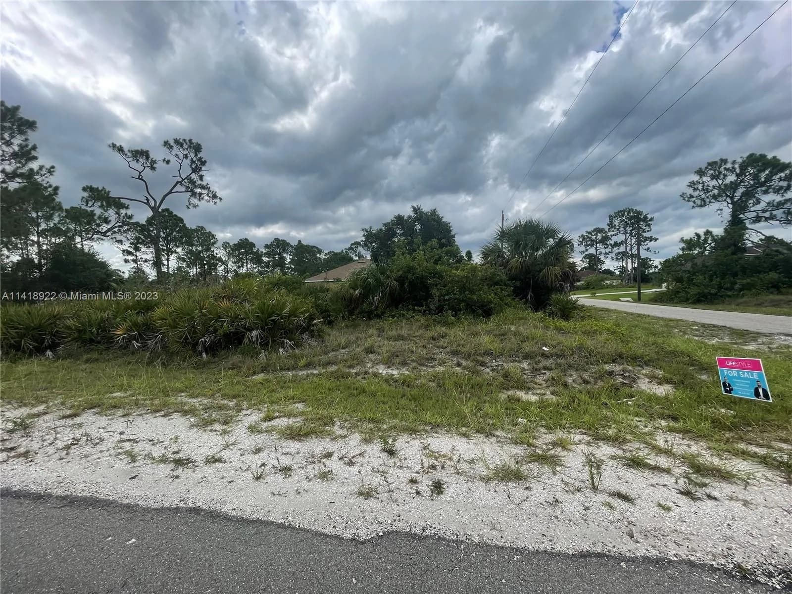 1000 W 13th ST, Lehigh Acres FL 33972