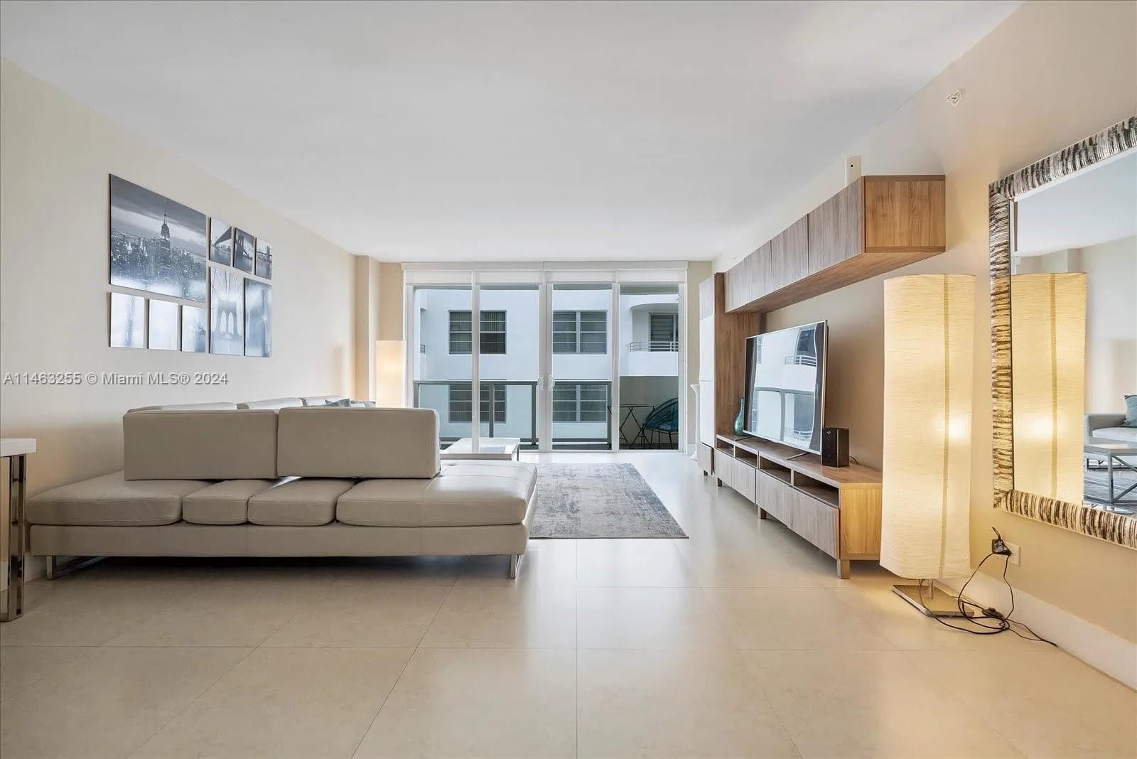 3 bedroom 2 bath for sale at 5601 Collins Ave # 1514, Miami Beach FL 33140