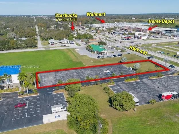 201 S. PARROTT, Okeechobee FL 34974