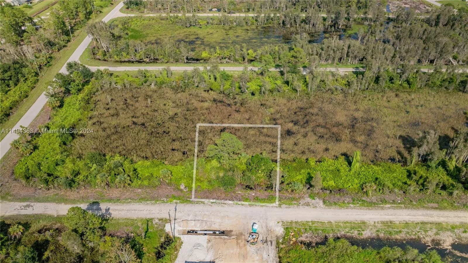 853 Belden Ave, Lehigh Acres FL 33936