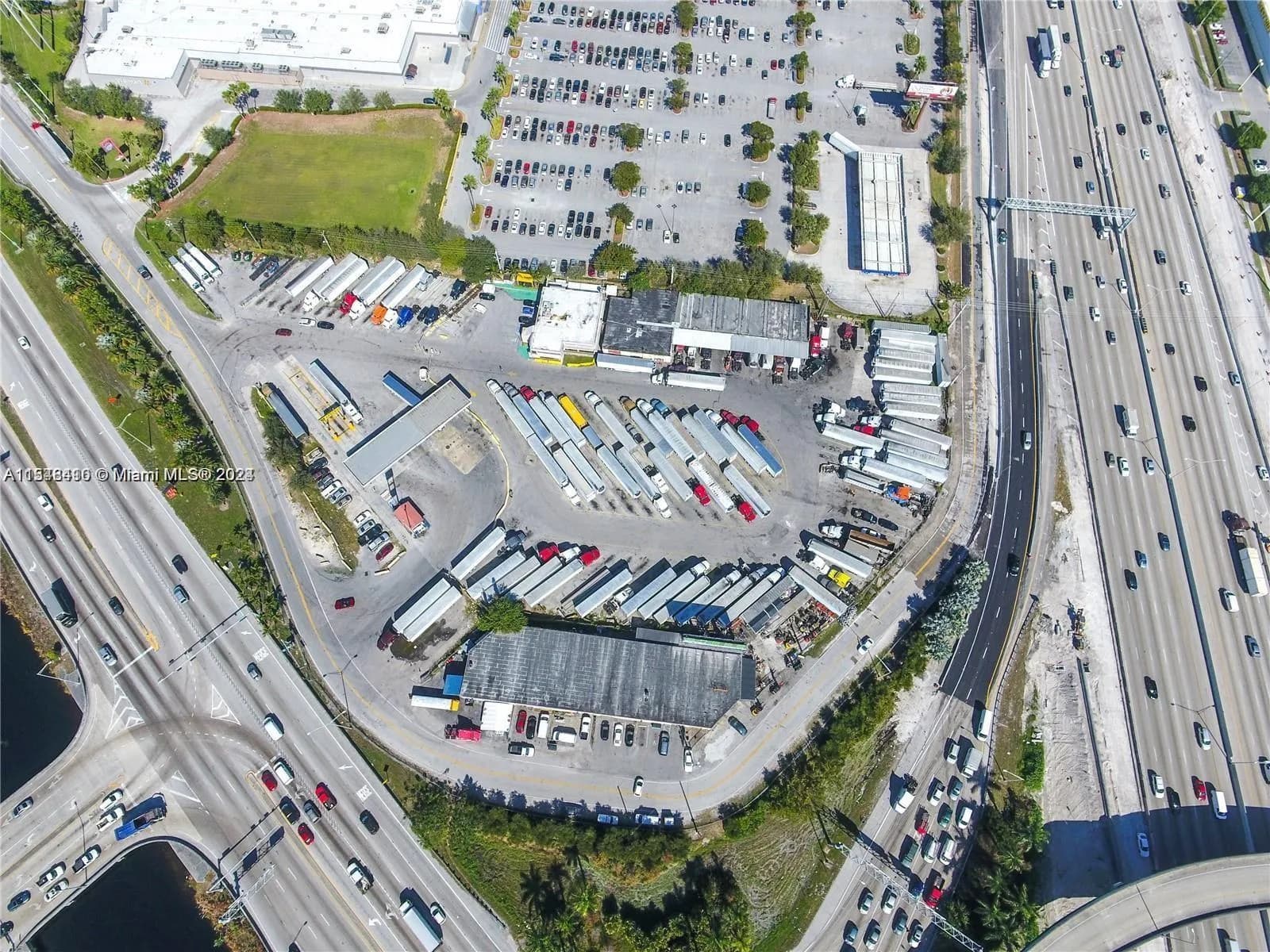 9101 W Okeechobee Rd # 206A, Hialeah Gardens FL 33016