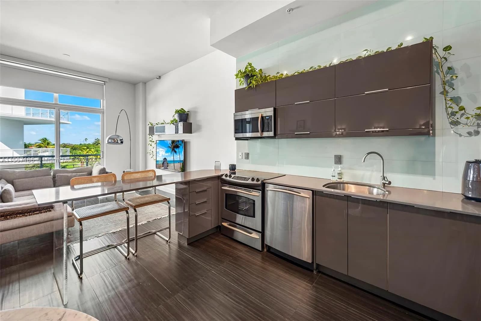 2001 Meridian Ave # 517, Miami Beach FL 33139