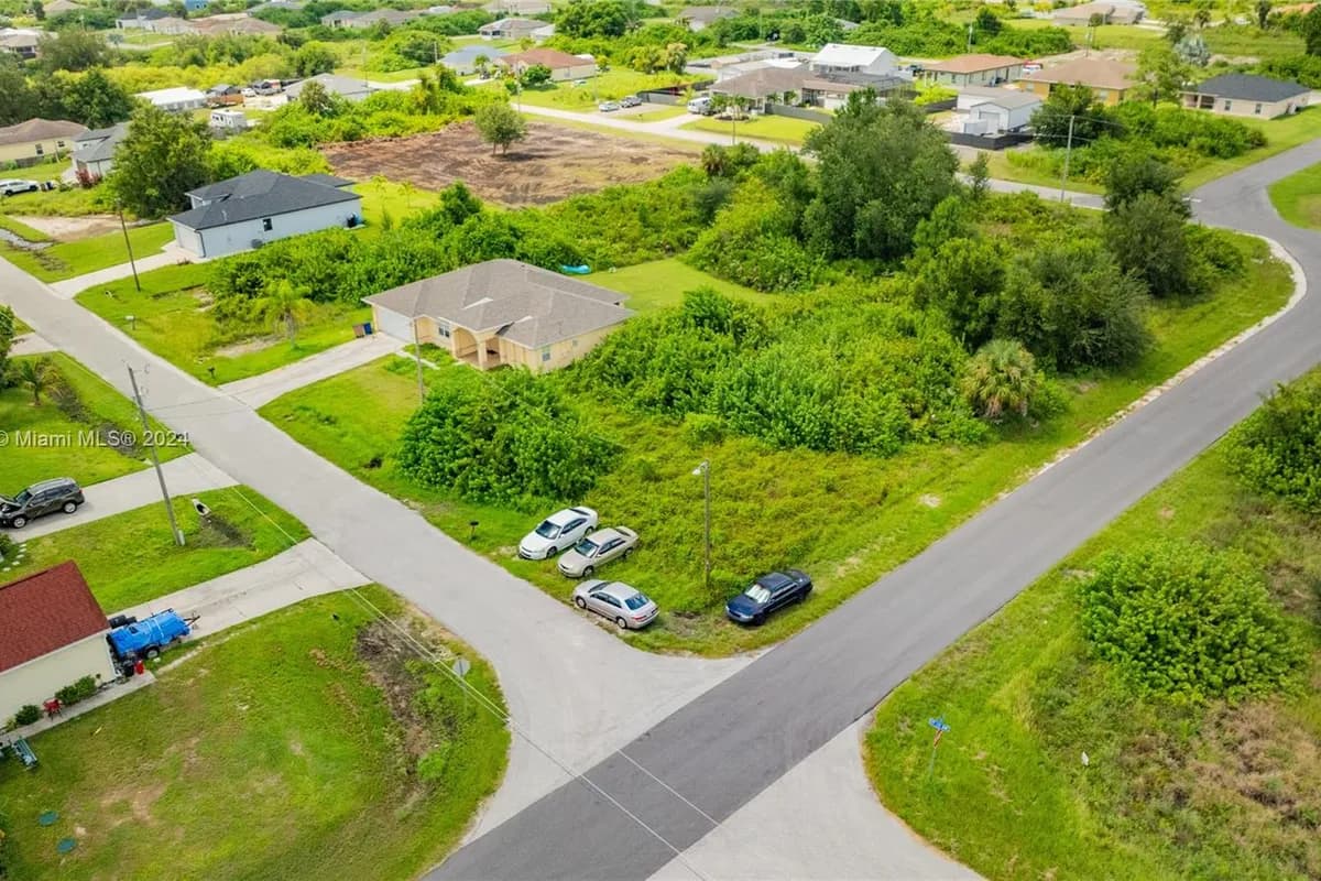 4100 17th St SW, Lehigh Acres FL 33976