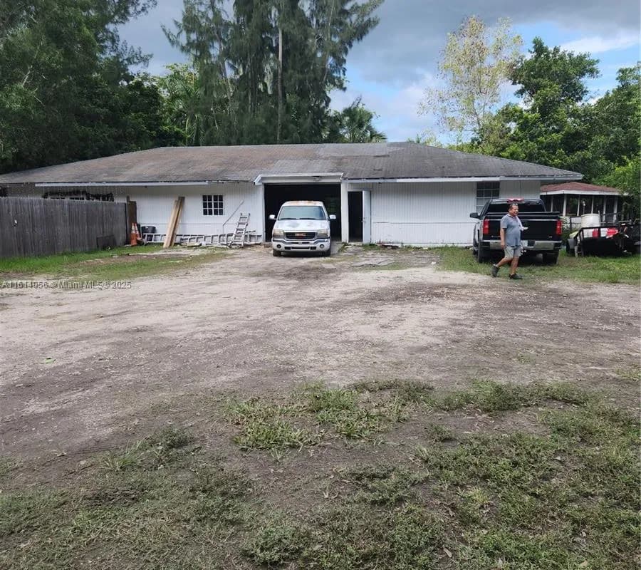 2650 SW 154th Ave, Davie FL 33331