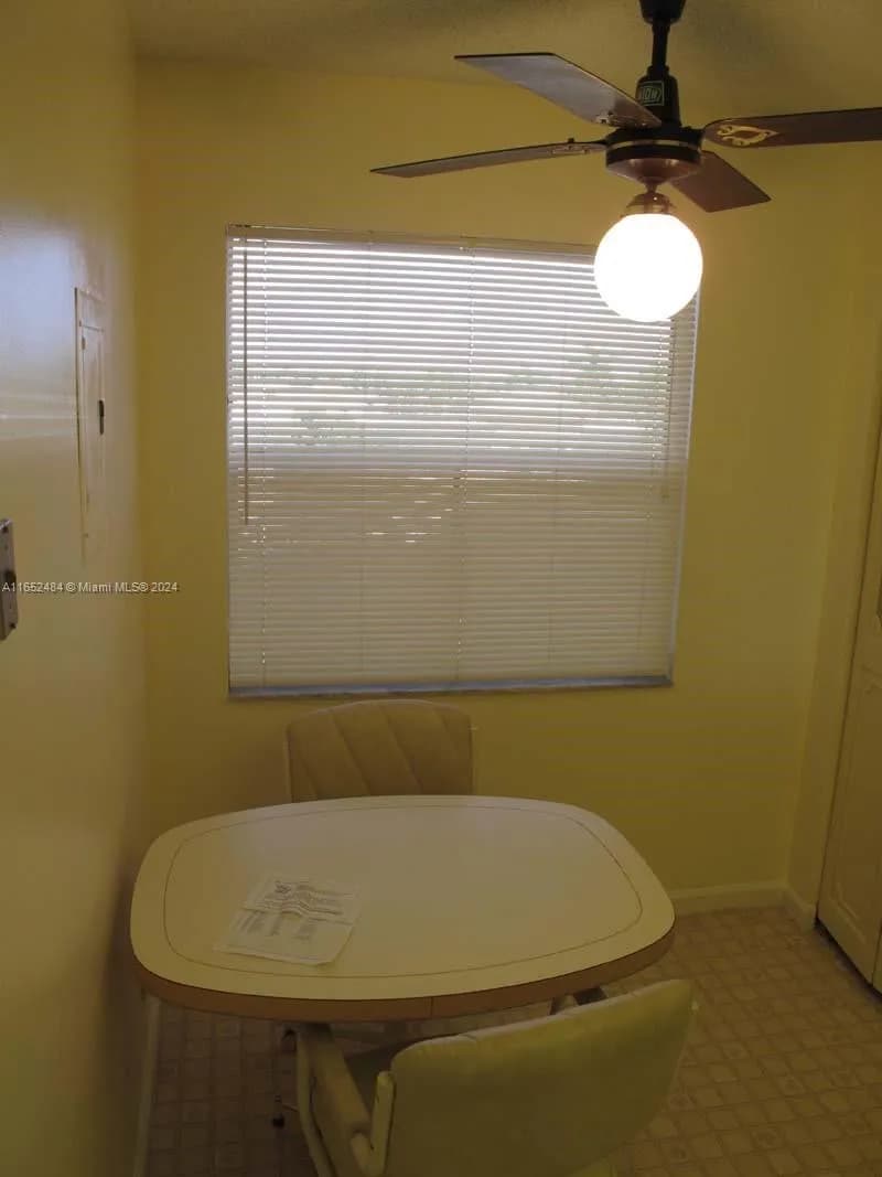 7320 Lake Cir Dr # 404, Margate FL 33063