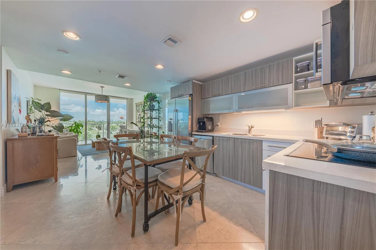 6700 Indian Creek Dr # 506, Miami Beach FL 33141