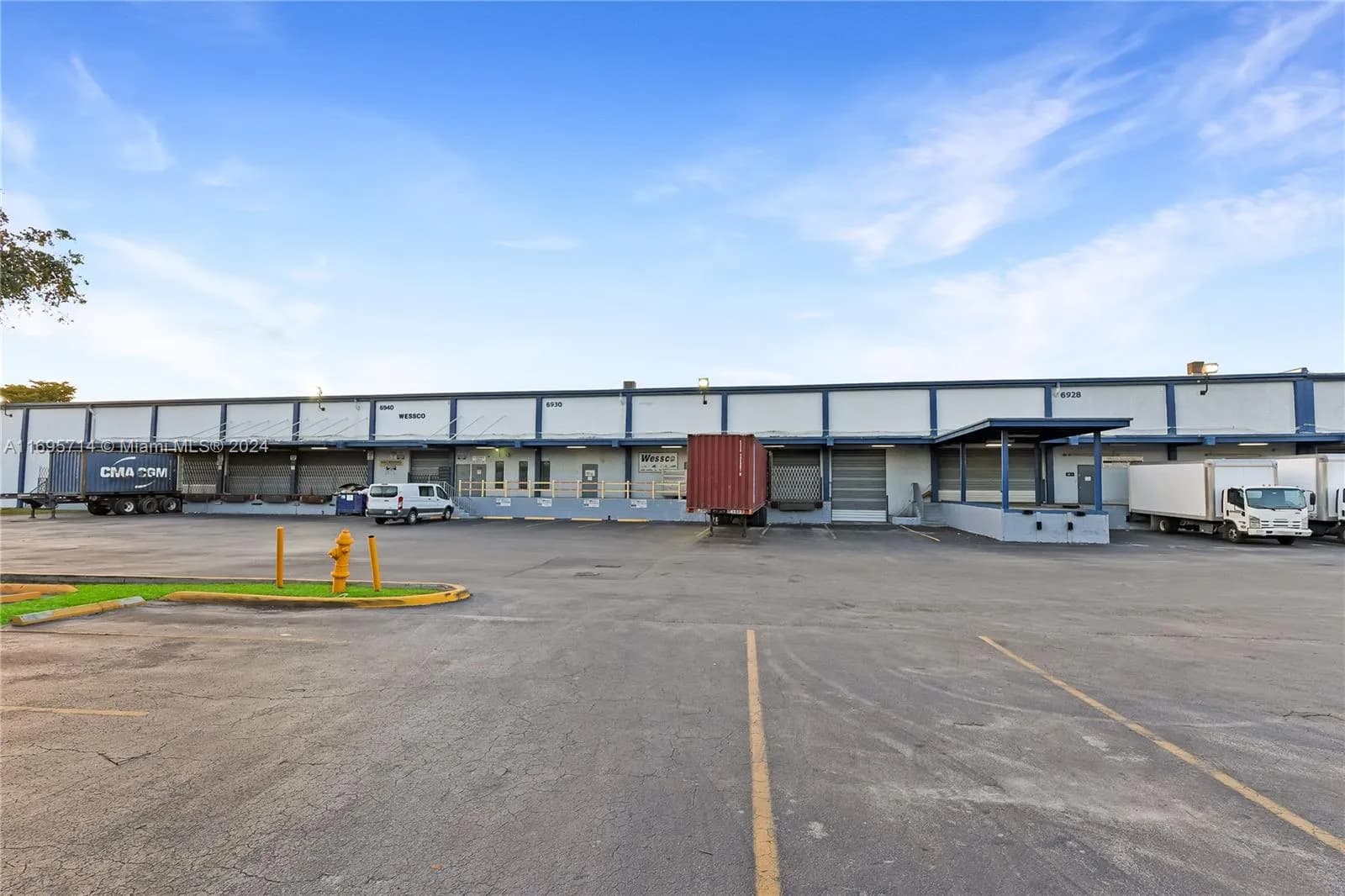 NW 12th St, Doral FL 33126