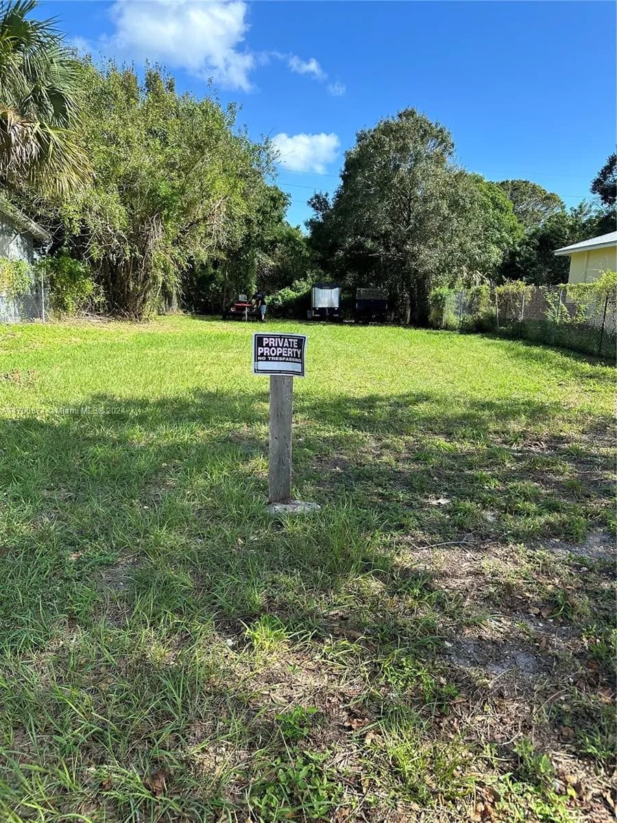 712 N 22nd St, Fort Pierce FL 34950