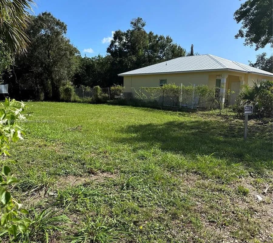 712 N 22nd St, Fort Pierce FL 34950