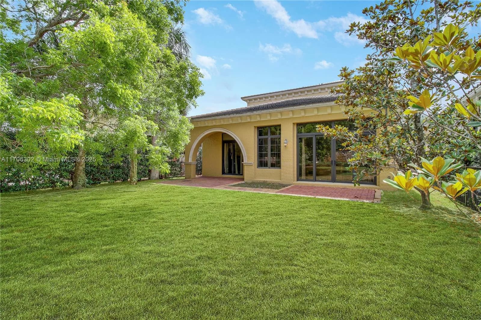 7086 Spyglass Ave, Parkland FL 33076