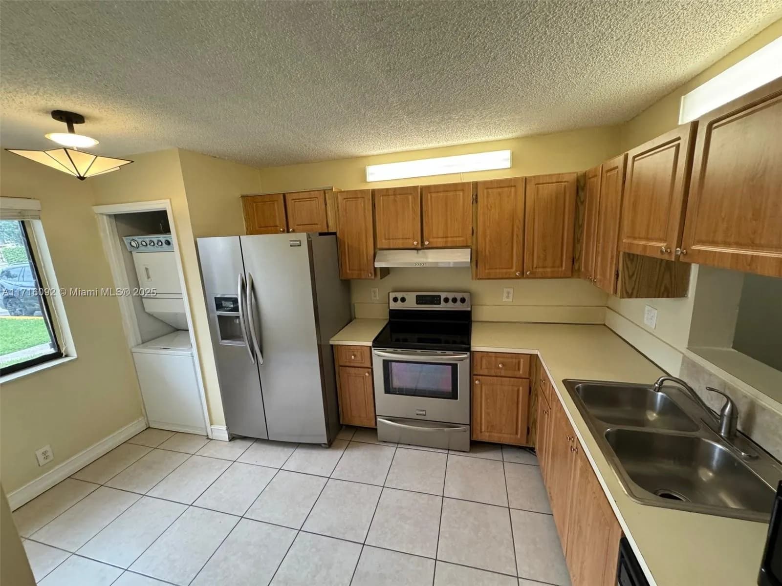 2 bedroom 2 bath for sale at 8041 Southgate Blvd # H5, North Lauderdale FL 33068