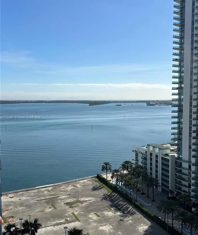 1200 Brickell Bay Dr # 2007, Miami FL 33131