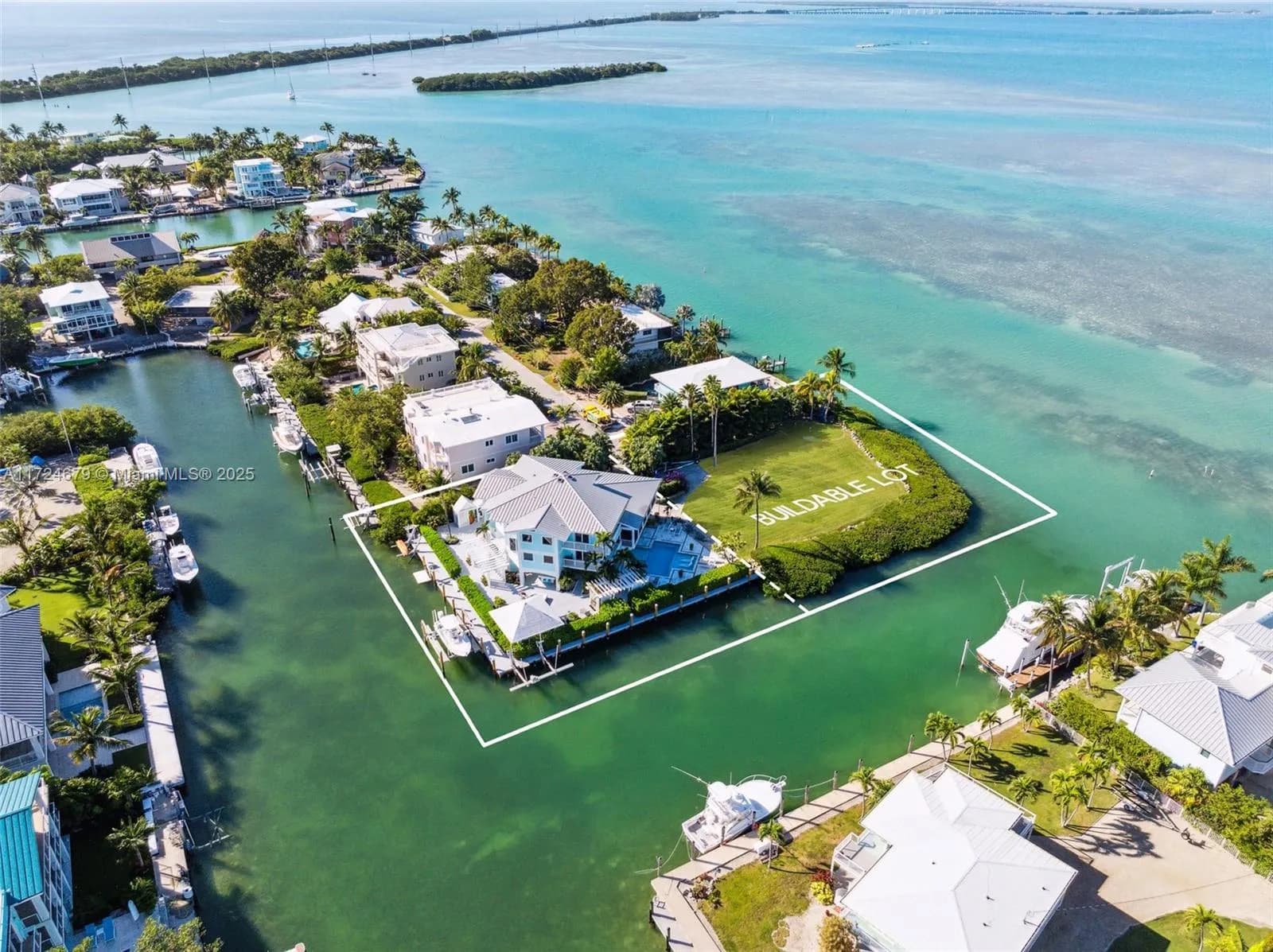 186 Bayview Dr, Islamorada FL 33036