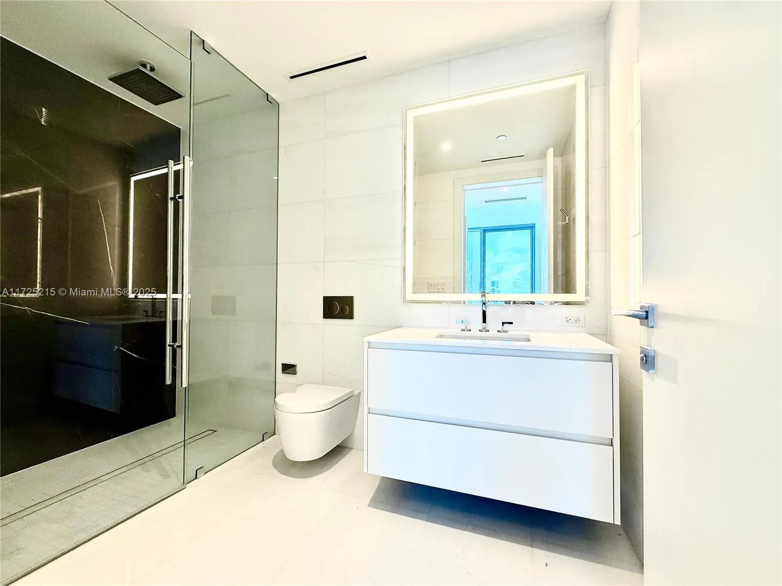 300 Biscayne Boulevard Way # 3608W, Miami FL 33131