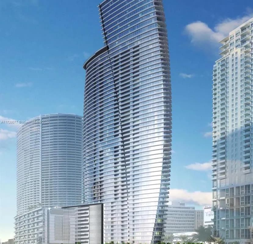 300 Biscayne blvd way # 2304, Miami FL 33131