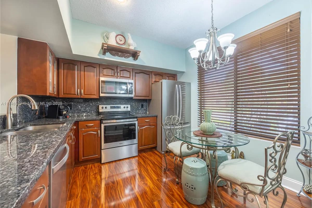 1017 NW 105th Ave # 133, Plantation FL 33322