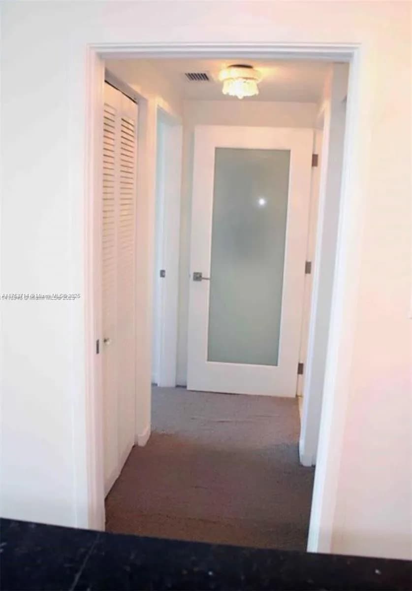 325 S Biscayne Blvd # 1818, Miami FL 33131