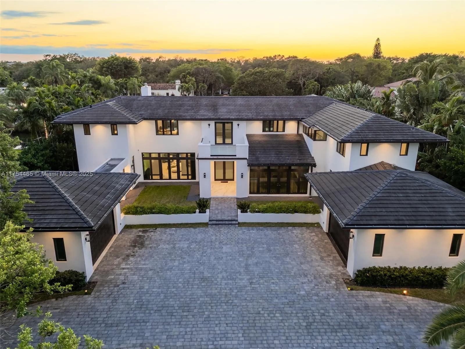 4424 Granada Blvd, Coral Gables FL 33146