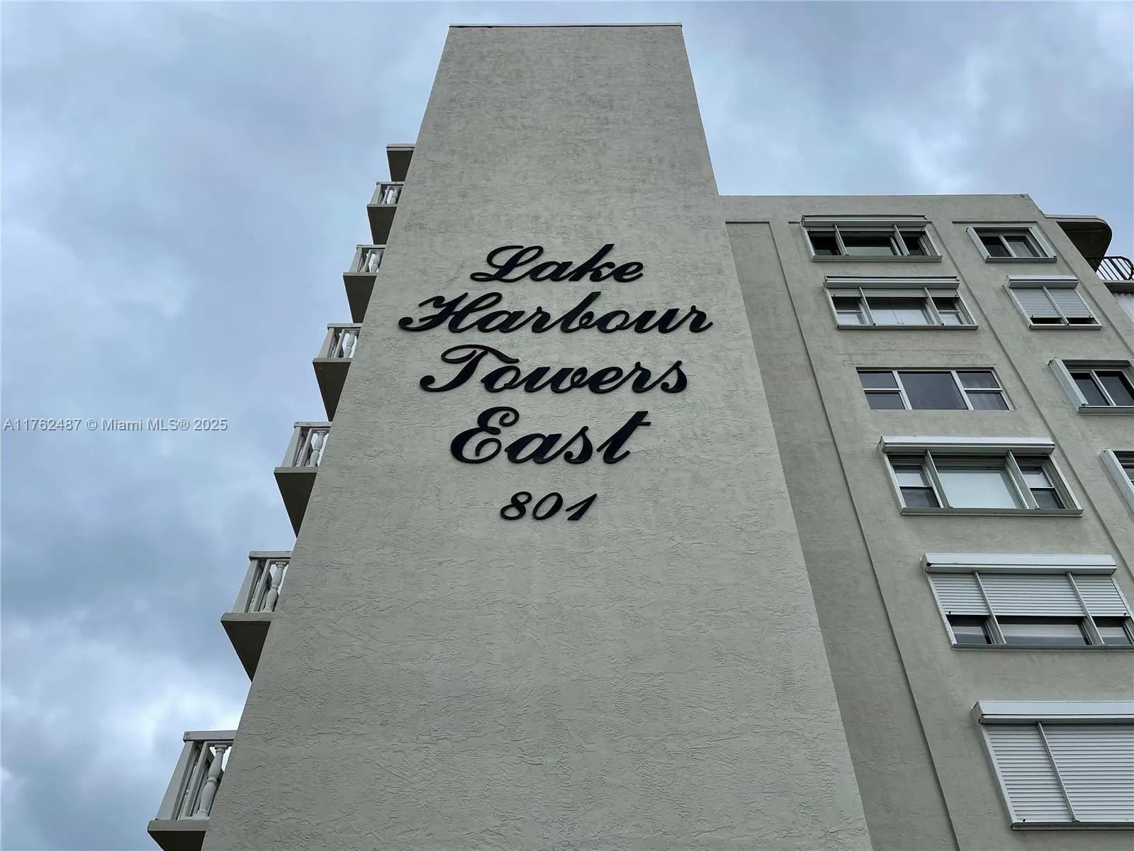 801 Lake Shore Drive # 414, Lake Park FL 33403