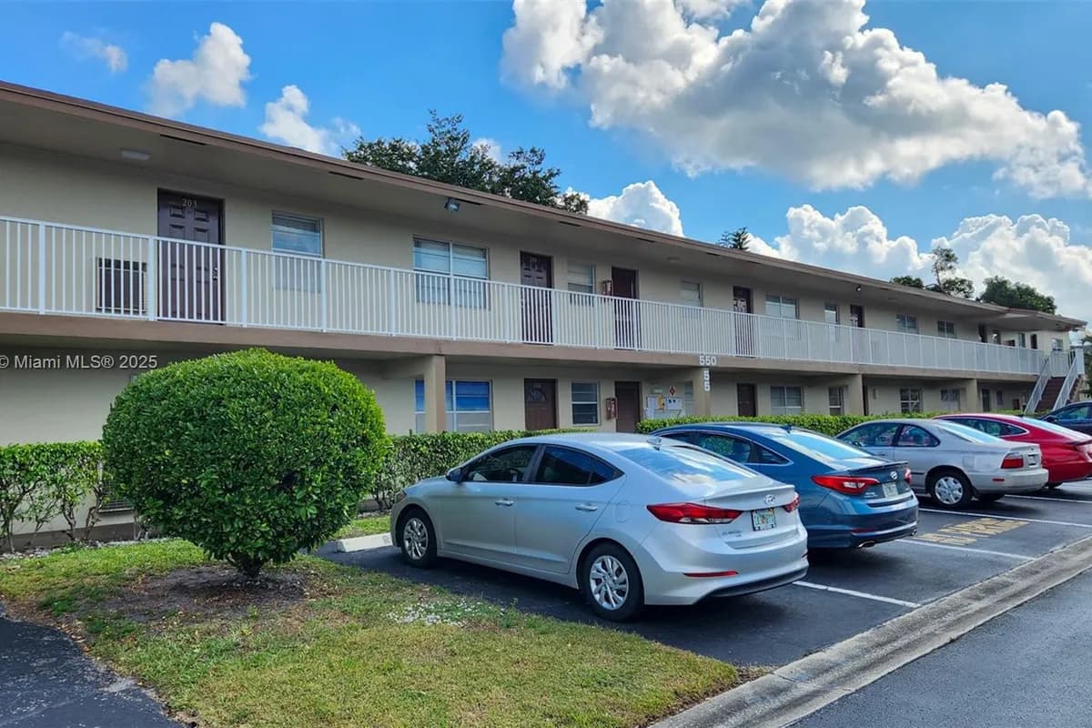 550 NW 79th Ave # 105, Margate FL 33063