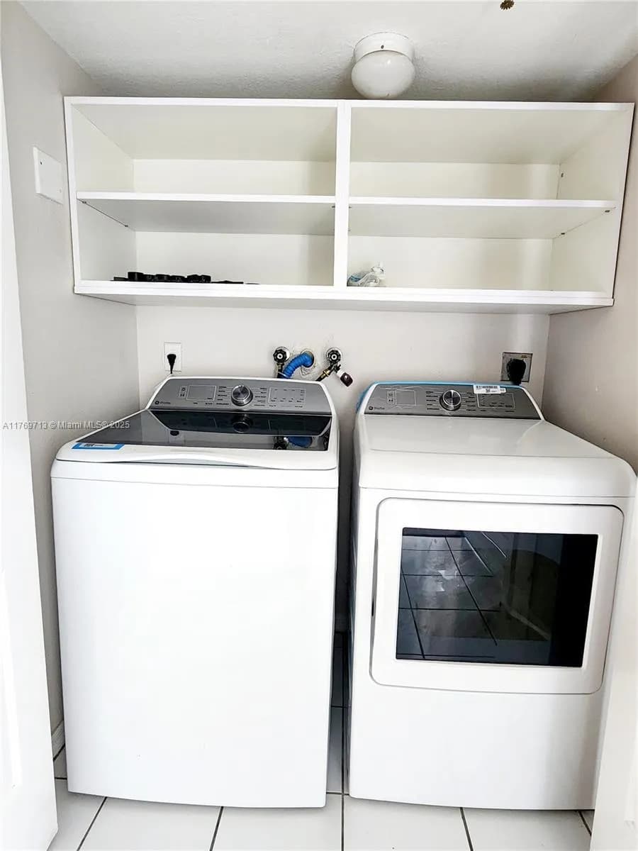 8360 NW 103rd St # 204E, Hialeah Gardens FL 33016