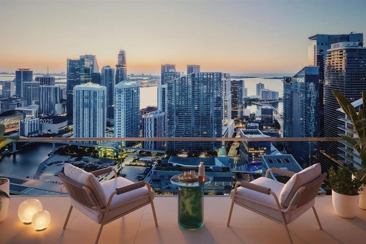 690 SW 1 Avenue # 3901, Miami FL 33130