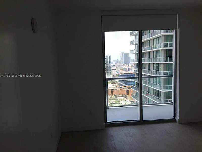 79 SW 12 St, Miami FL 33130