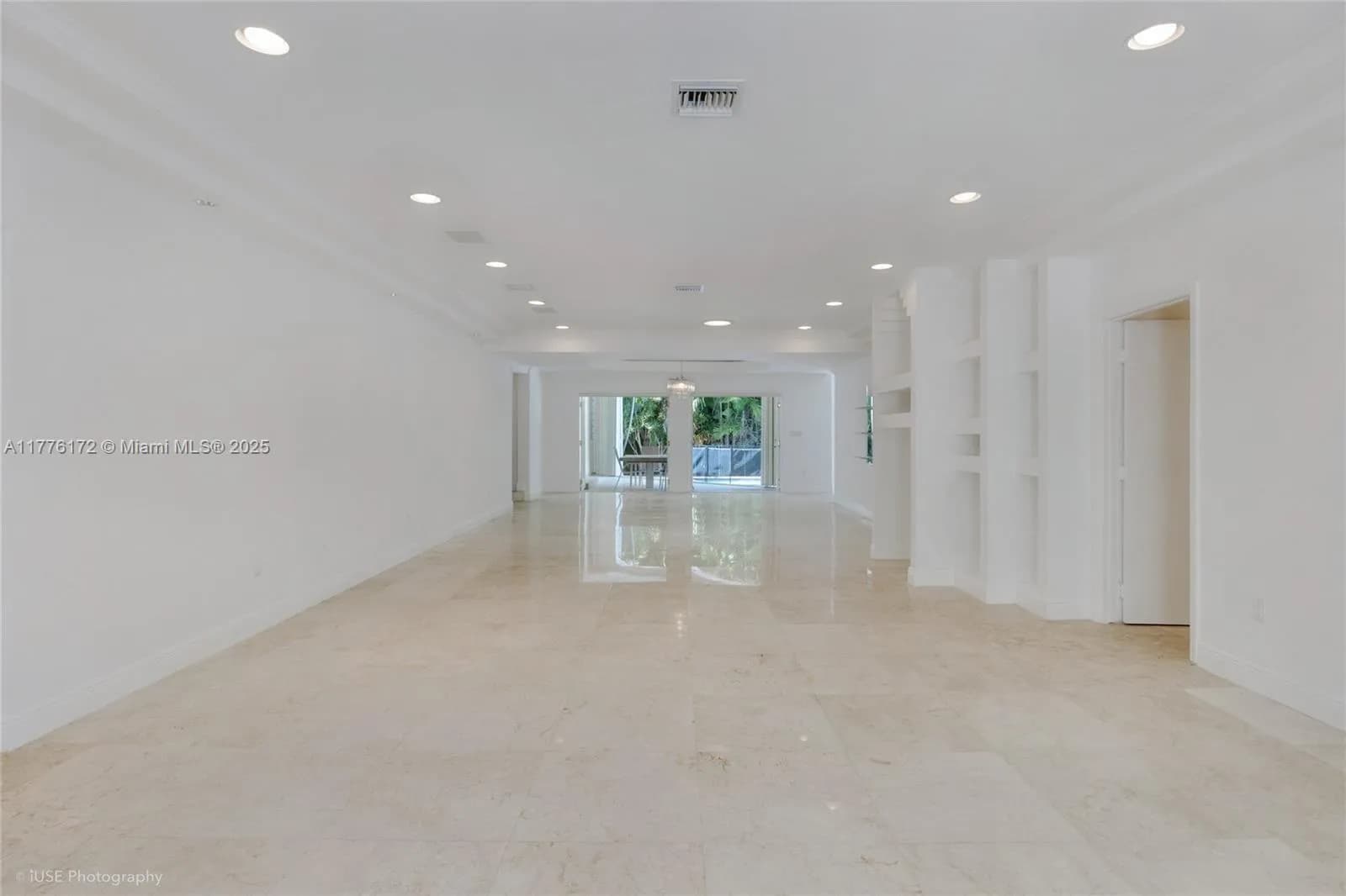 188 Park Dr, Bal Harbour FL 33154
