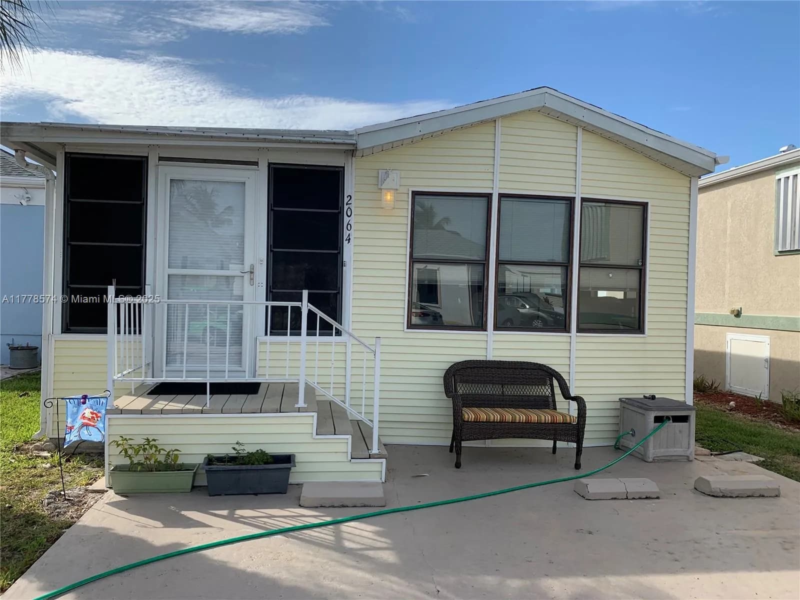 2064 Nettles Blvd, Jensen Beach FL 34957