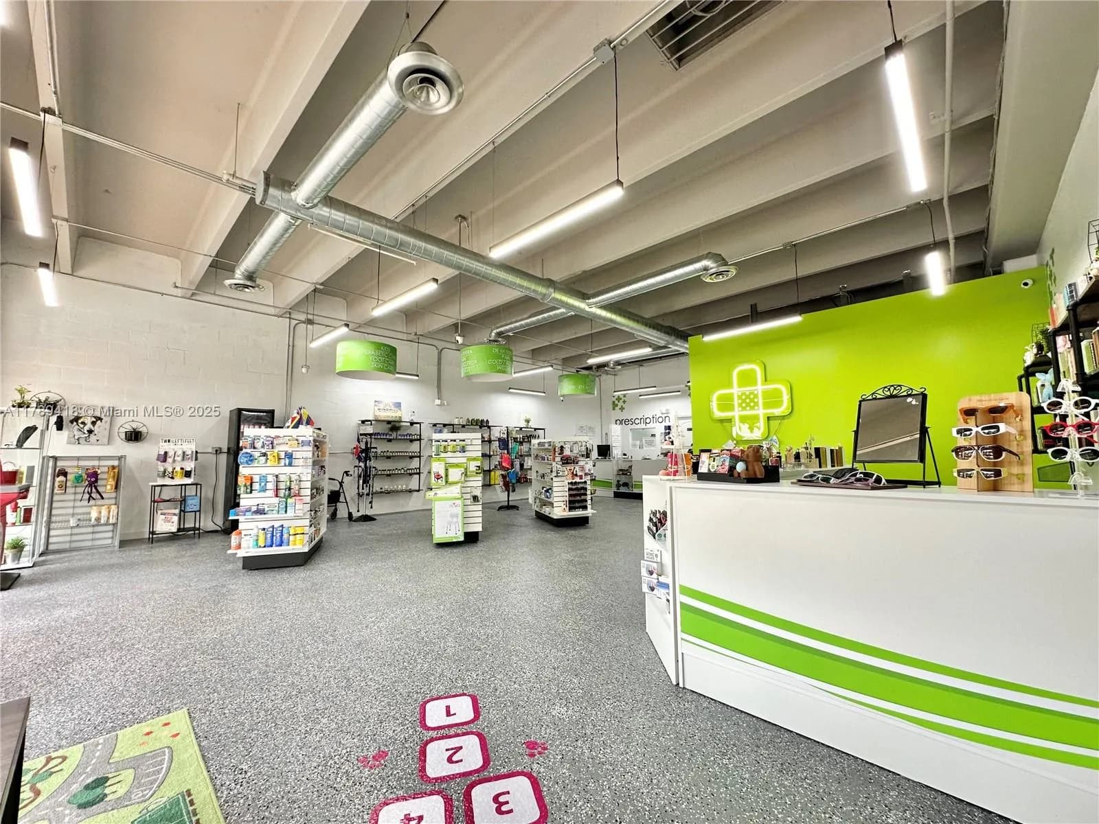 2100 NW 107th Ave, Doral FL 33172