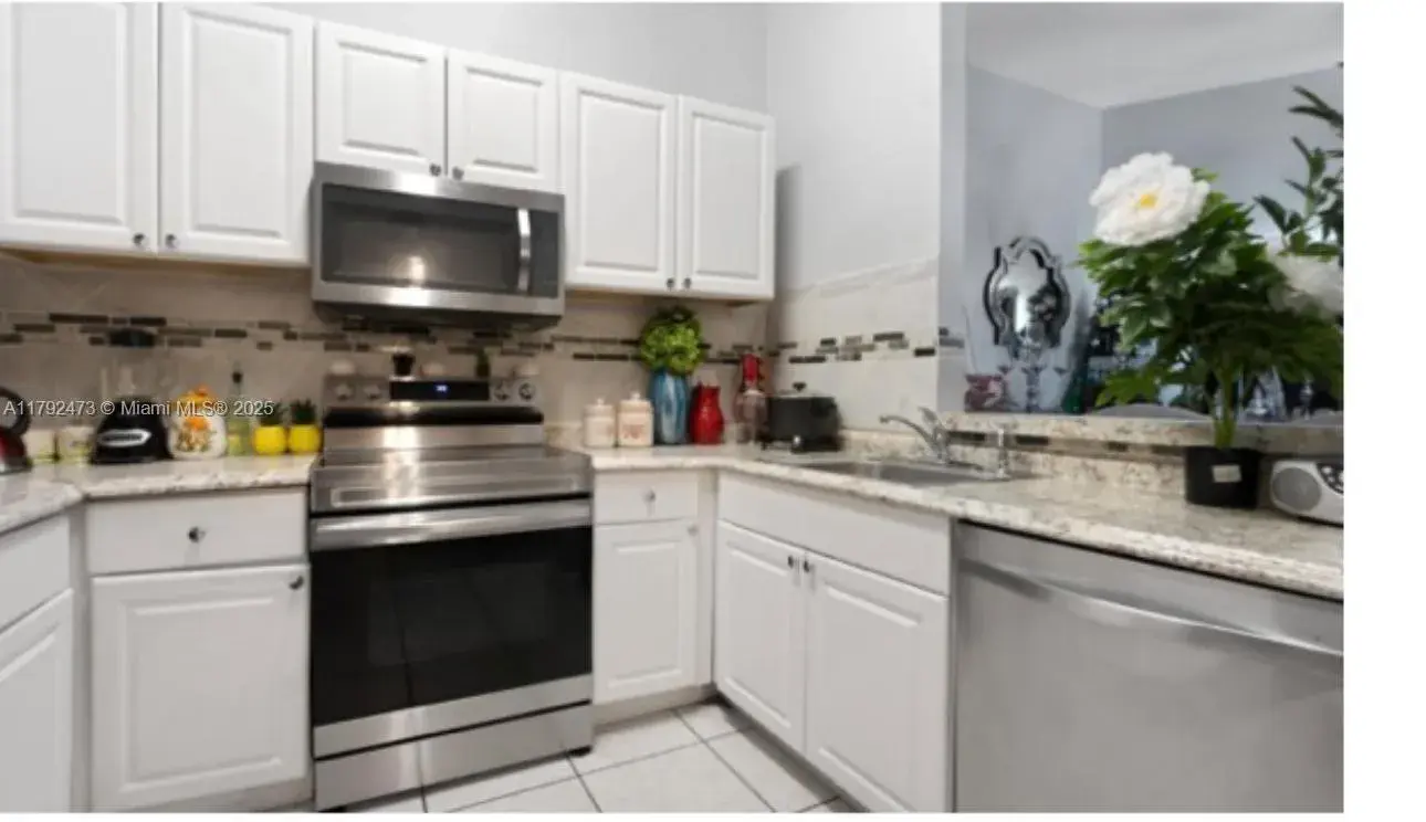 11233 W Model Cir W, Boca Raton FL 33428