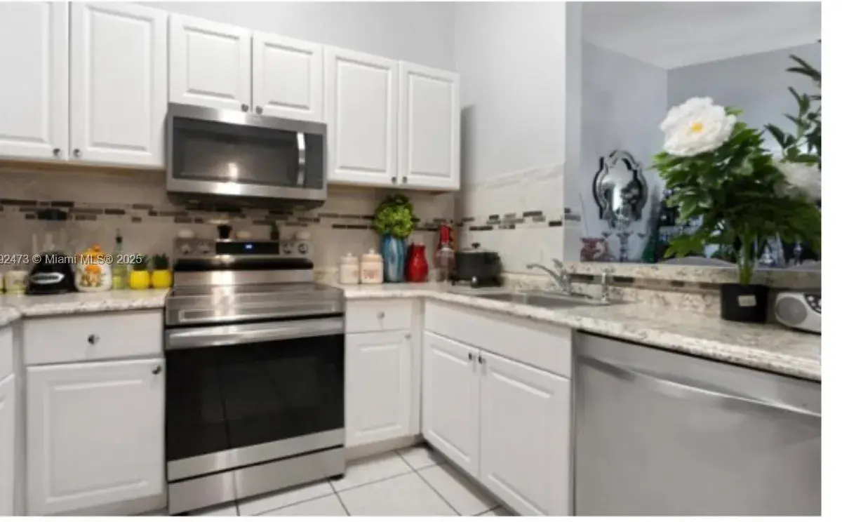 11233 W Model Cir W, Boca Raton FL 33428