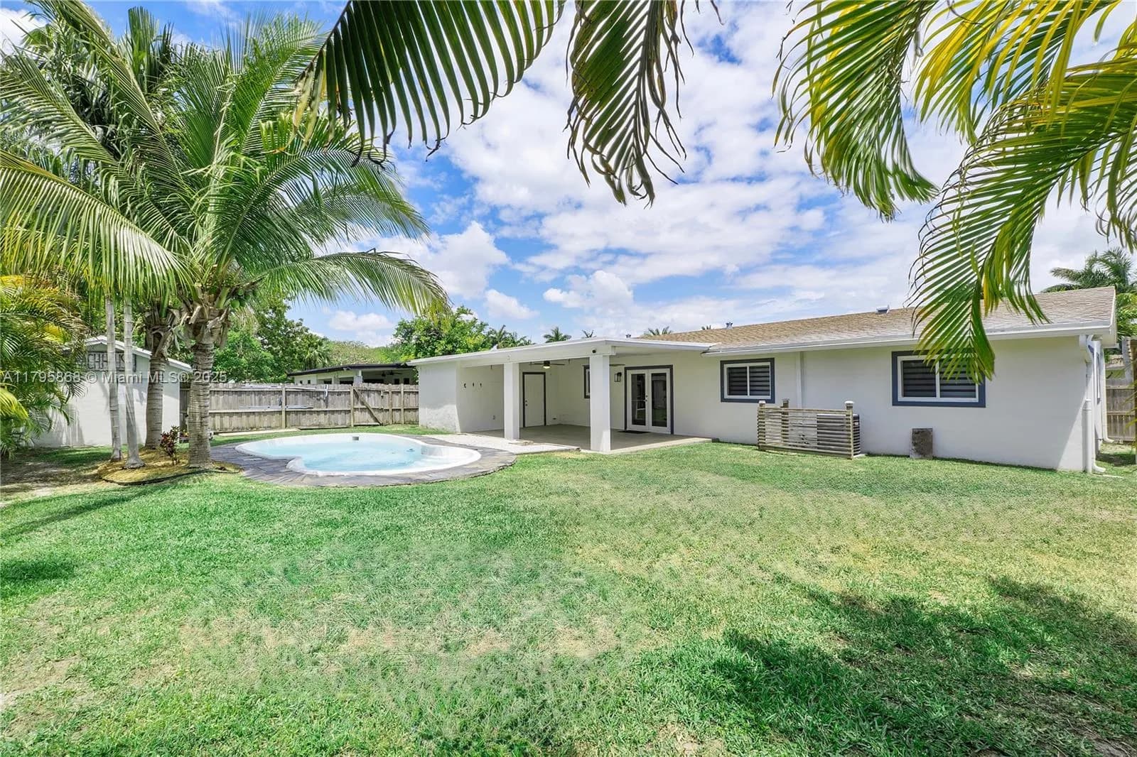 9350 SW 183rd Ter, Palmetto Bay FL 33157