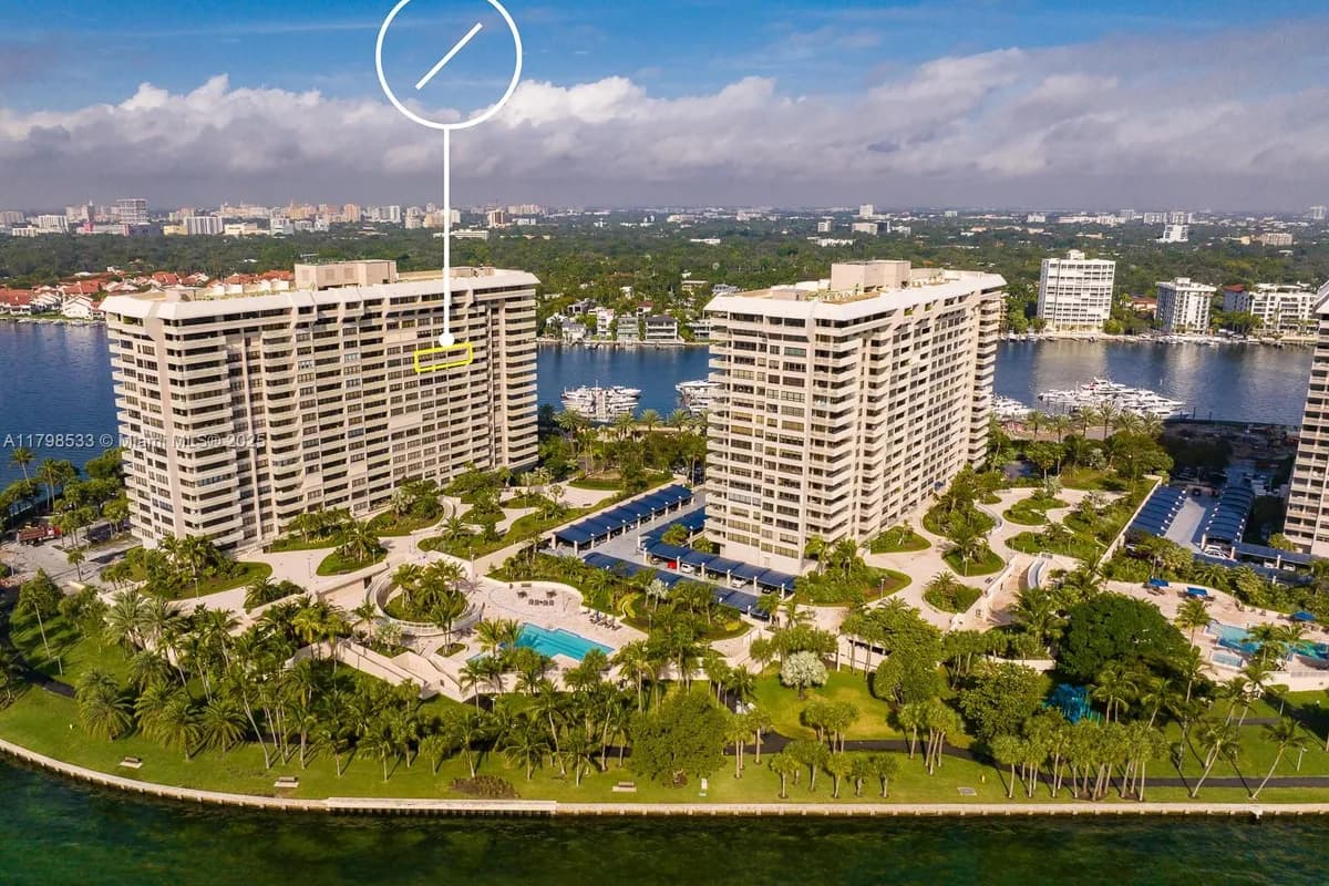 1 Grove Isle Dr # A1207, Coconut Grove FL 33133