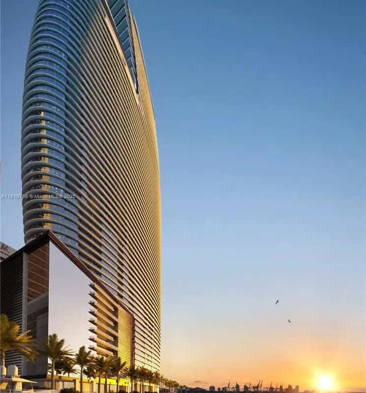 300 Biscayne Blvd Way # 1805, Miami FL 33131