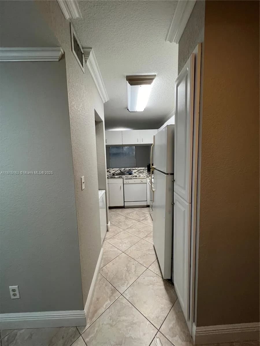 1097 Coral Club Dr # 1097, Coral Springs FL 33071