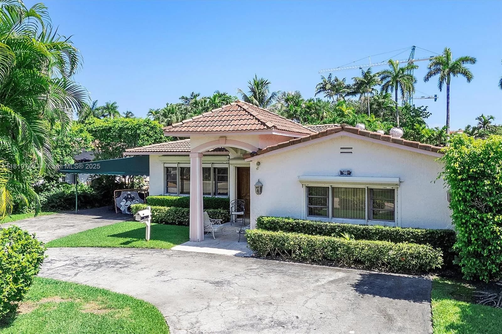 96 Bal Cross Dr, Bal Harbour FL 33154