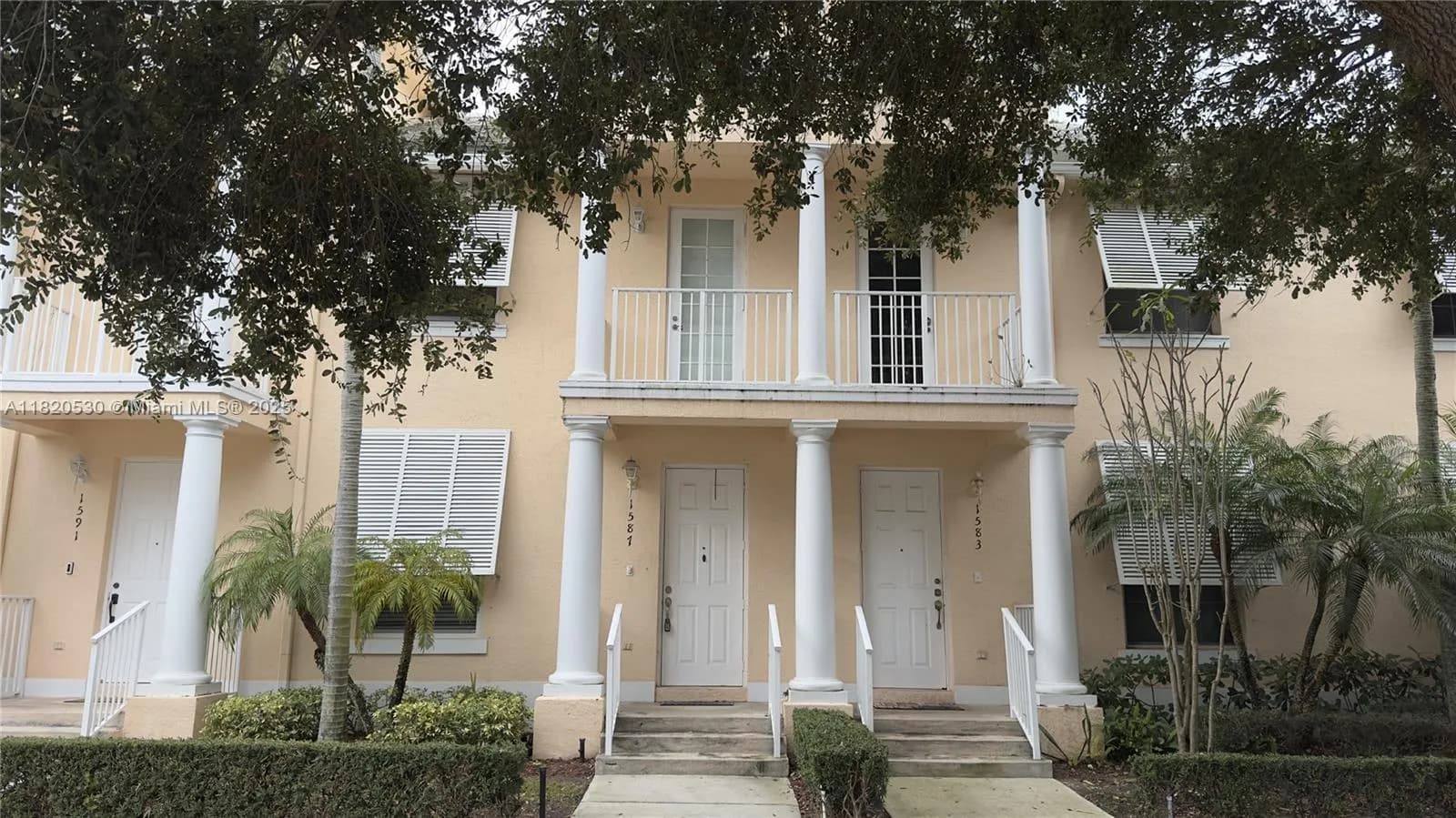 1587 Frederick Small Rd, Jupiter FL 33458