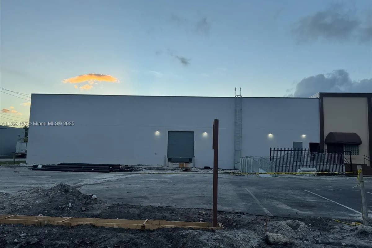 4507 NW 133rd St, Opa-Locka FL 33054