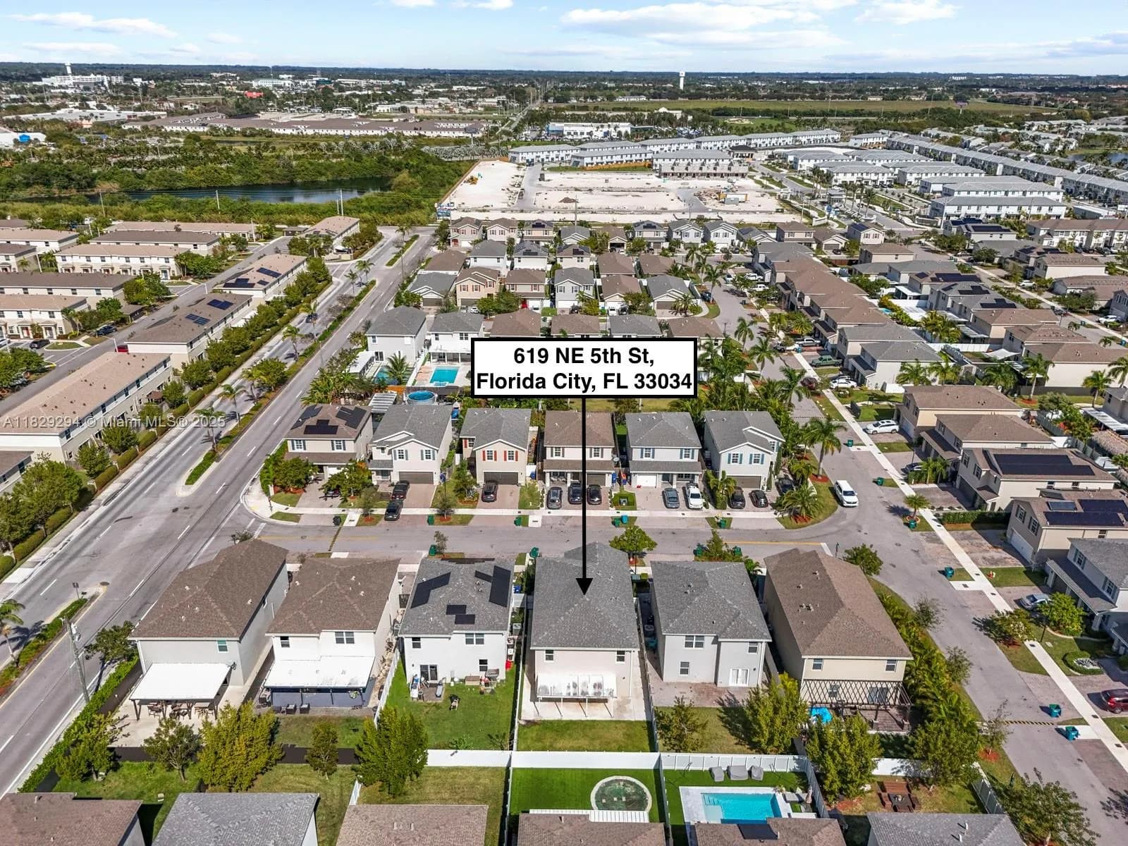 619 NE 5th St, Florida City FL 33034