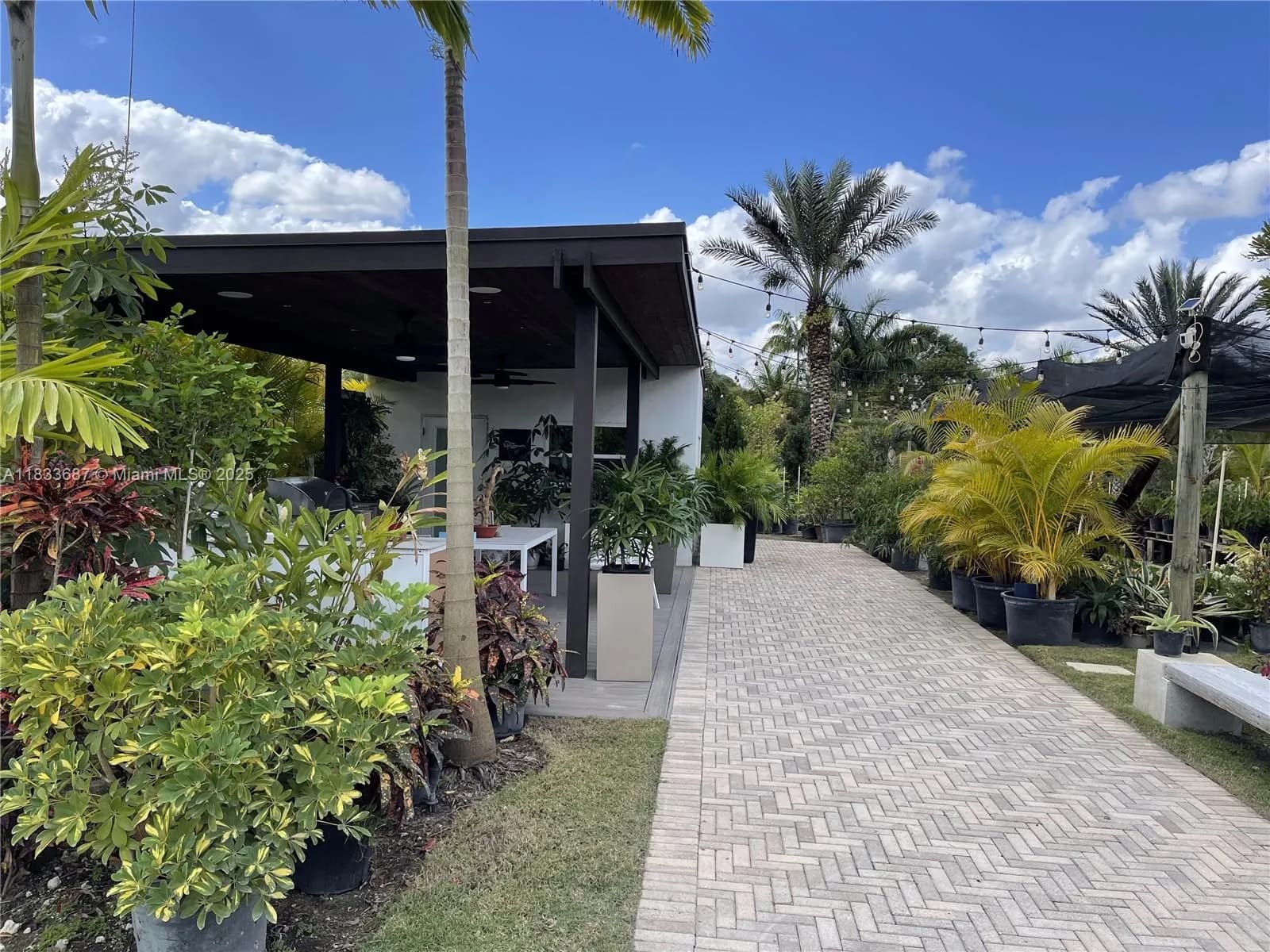 17349 SW 46th St, Southwest Ranches FL 33331