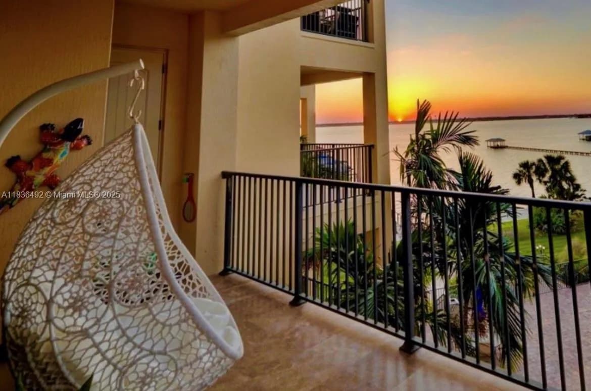 3 bedroom 2 bath for sale at 2351 Lakeview Dr # 316, Sebring FL 33870