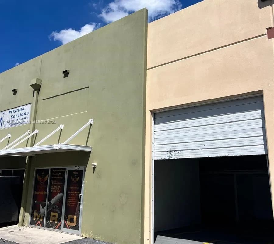 10601 NW 122nd St # 29, Medley FL 33178